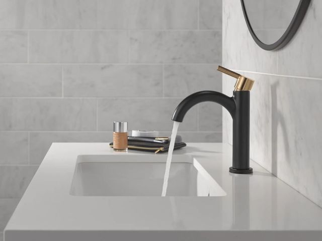 Delta Nicoli® Champagne Bronze/Matte Black Single Handle Bathroom Faucet with Drain-1