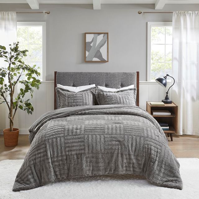 Olliix by Madison Park Arctic Grey Full/Queen Fur Down Alternative Comforter Mini Set-4