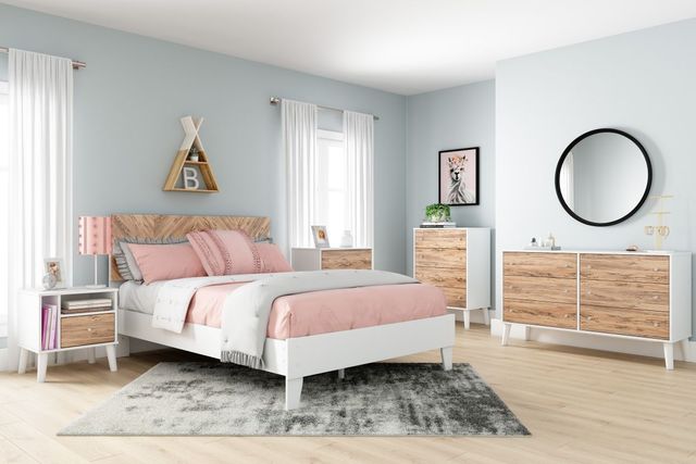 Signature Design by Ashley® Piperton 2-Piece Two-Tone Brown/White Twin Panel Headboard Bedroom Set-3