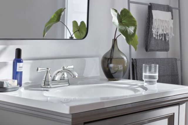 Peerless Elmhurst® Chrome 2-Handle Centerset Bathroom Faucet-1