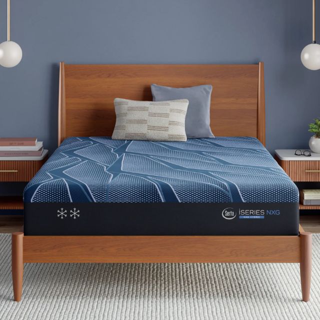 Serta® iSeries NXG™ 13.5" Hybrid 3500 Medium Smooth Top Queen Mattress-1