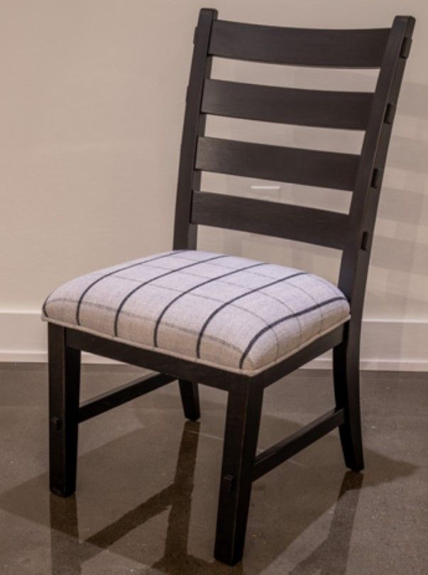 Signature Design by Ashley® Ridgester Black Side Chair-2