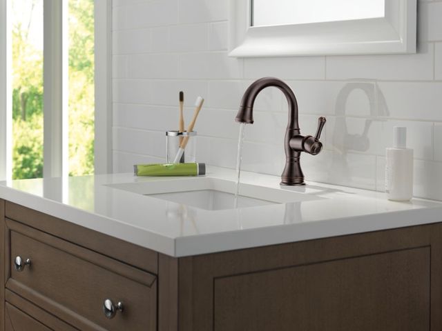 Delta Cassidy® Venetian Bronze Single Handle Pull Down Bathroom Faucet with Drain-1