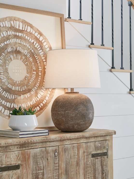 Signature Design by Ashley® Neavesboro Antique Brown Table Lamp-3