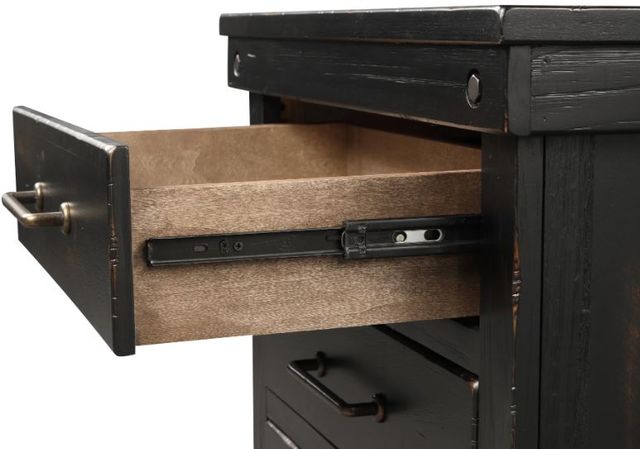 Bernards Spruce Creek Black Chest-1