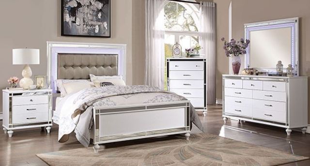 Furniture of America® Brachium White California King Panel Bed-3