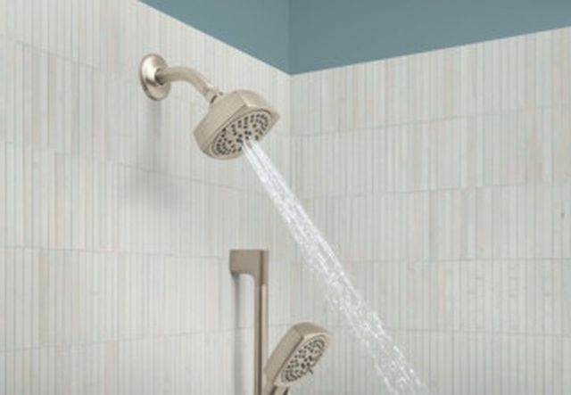 Peerless Ezra® Brushed Nickel Tub and Shower Trim Kit -3
