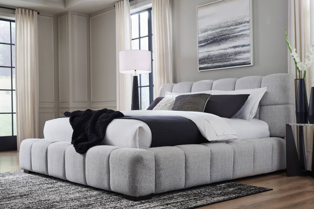 Grendusk Queen Upholstered Bed - Light Gray Grendusk Queen Upholstered Bed - Light Gray