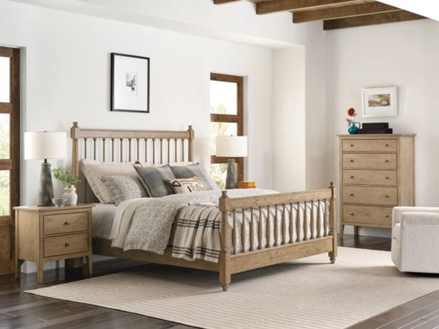 Kincaid® Arbor Oatmeal King Spindle Bed-1