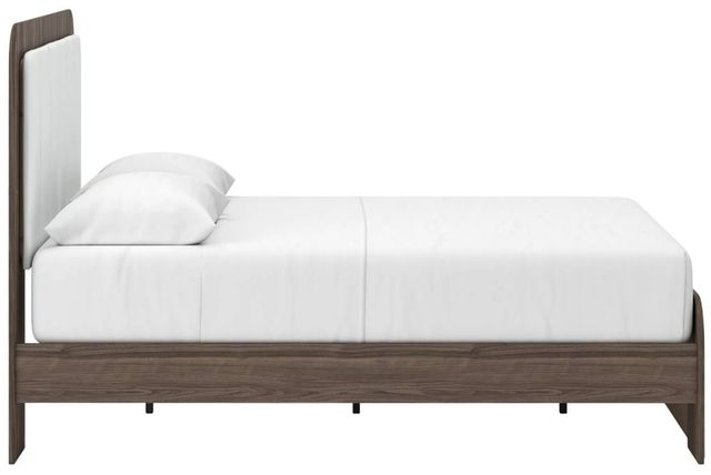 Signature Design by Ashley® Mazilar Brown/White Queen Upholstered Panel Bed-2