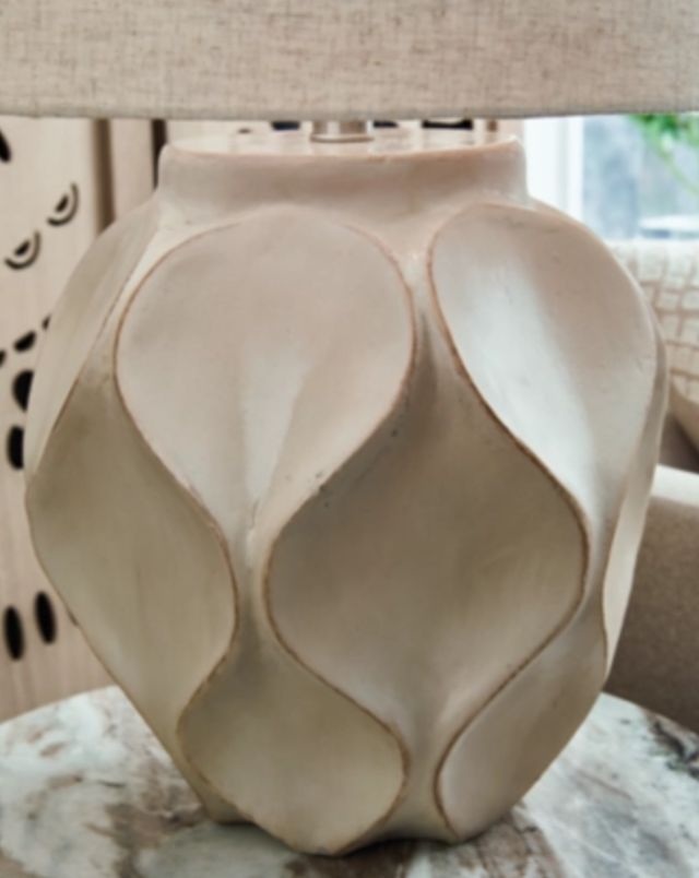 Signature Design by Ashley® Edselham Distressed Cream Table Lamp-1