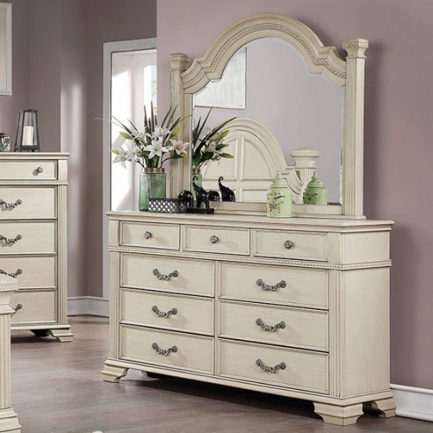 Furniture of America® Pamphilos 4-Piece Antique White Queen Panel Bedroom Set-2
