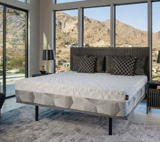 King Koil® Xtended Life Onyx 14" Hybrid Ultra Plush Tight Top King Mattress-1