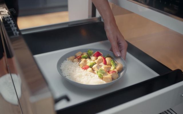 Beko 1.2 Cu. Ft. Stainless Steel Built In Microwave Drawer-3
