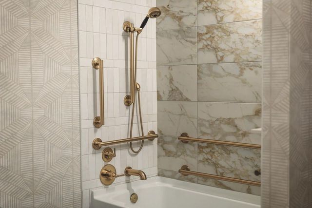 Delta Universal Showering Champagne Bronze H2Okinetic® 5-Setting Hand Shower-1