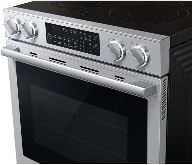 Samsung 30'' Fingerprint Resistant Stainless Steel Slide-In Electric Range with Soft Closing Door -3