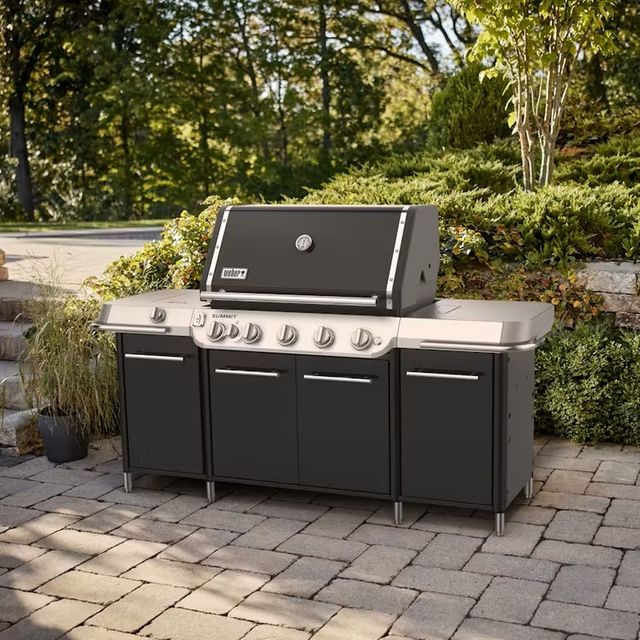 Weber® Summit® GC38 E 5-Burner Black Freestanding Natural Gas Grill-1