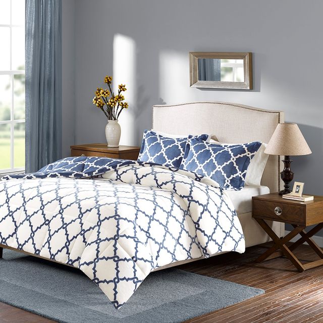Olliix by True North by Sleep Philosophy Peyton Navy Full/Queen Reversible Plush Comforter Mini Set-2