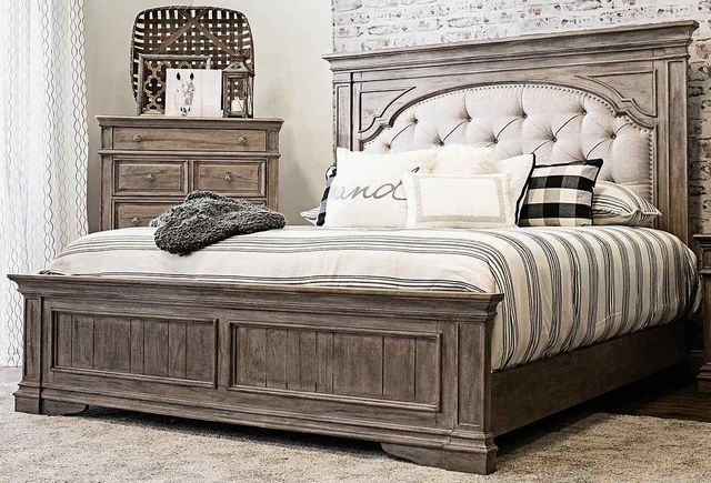 Steve Silver Co. Highland Park Waxed Driftwood King Panel Bed-1