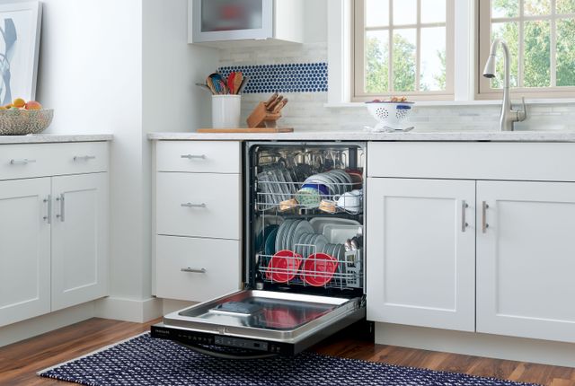 Frigidaire Gallery® 4 Piece Kitchen Package-Stainless Steel-4