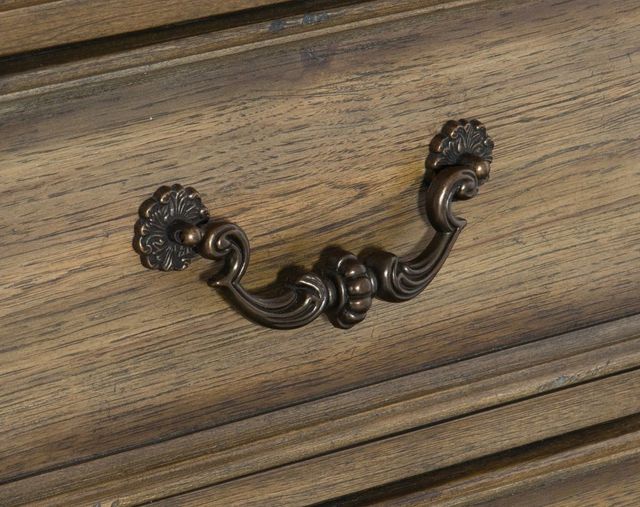 Mazin Furniture Rachelle Weathered Pecan Chest-3