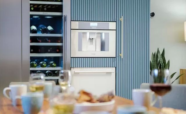 OUT OF BOX Thermador® 24" Stainless Steel Built in Coffee Machine-1
