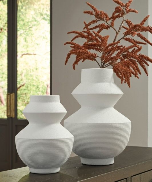 Signature Design by Ashley® Naveen White 13" Vase-3