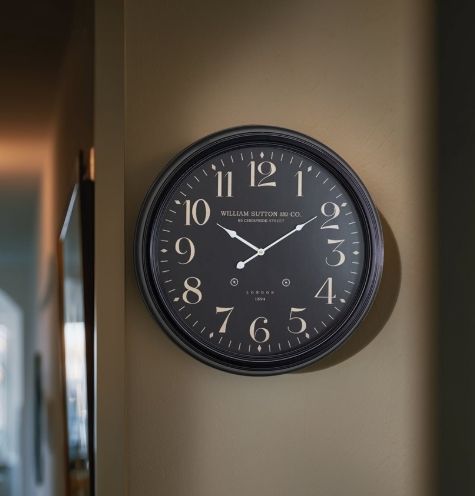 YHD Black Circular Wall Clock-1