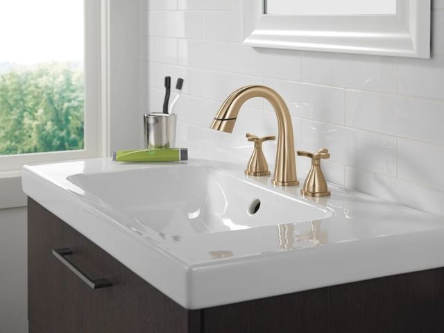 Delta Stryke® Lumicoat® Champagne Bronze 2-Handle Widespread Pull Down Bathroom Faucet-1