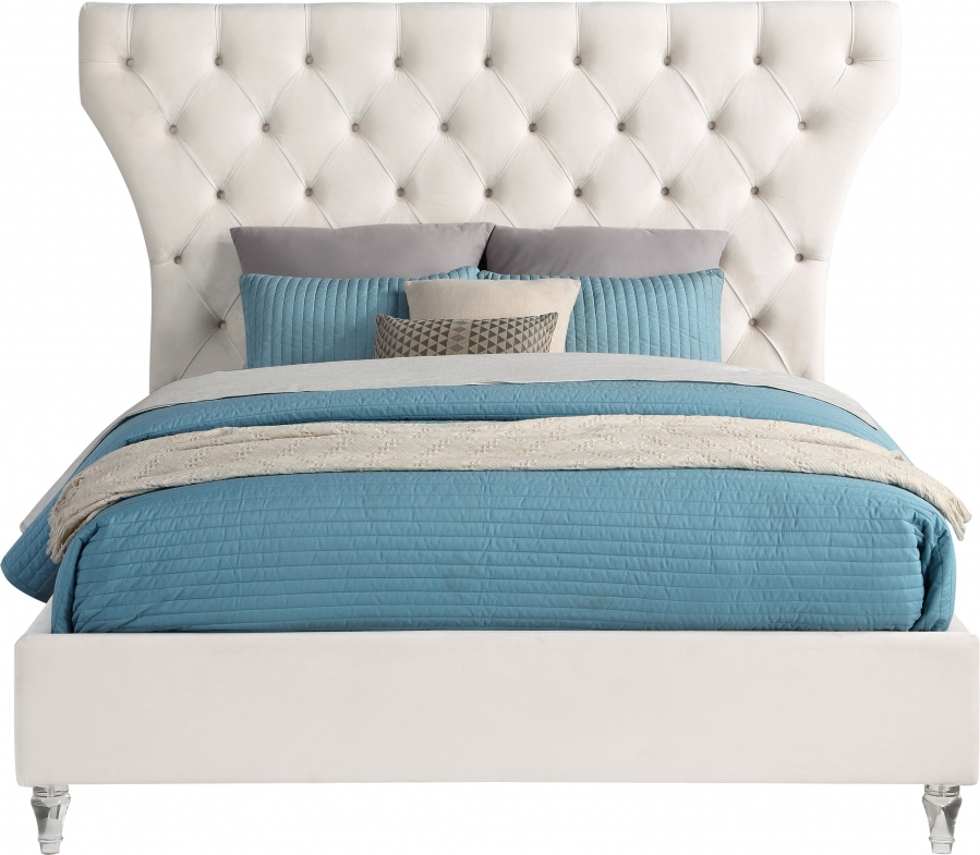 Meridian Furniture Kira Velvet Queen Bed Meridian Furniture Kira Velvet Queen Bed