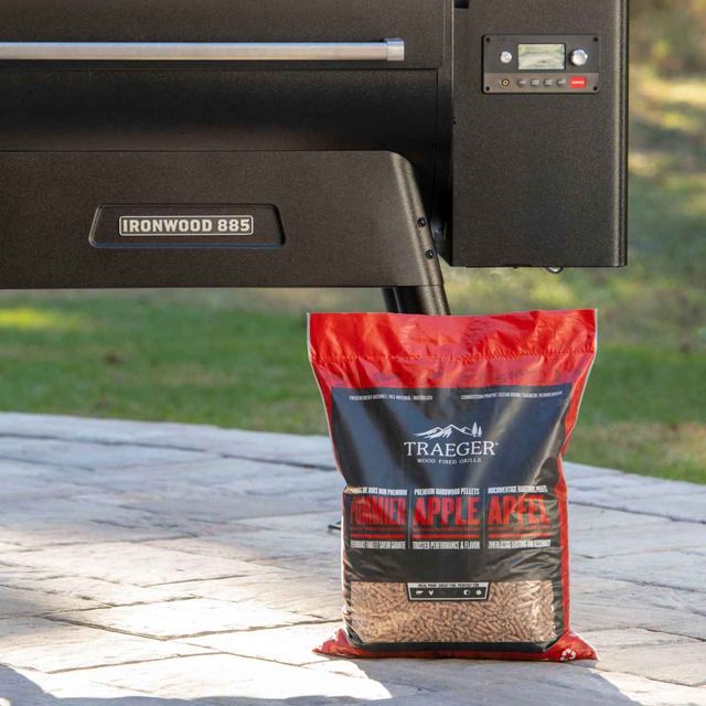 Traeger® Apple Wood Pellets-2