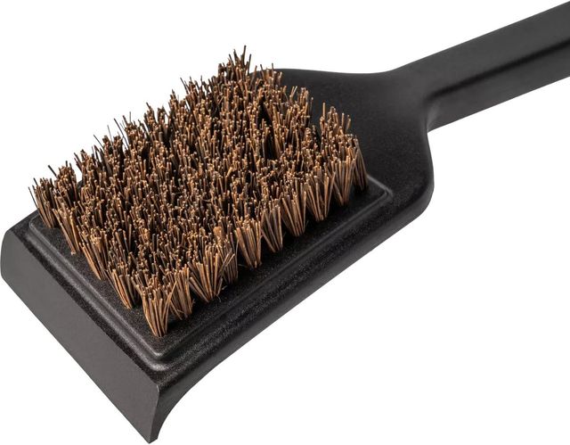 Traeger Black Hot n' Cold Grill Cleaning Brush-2