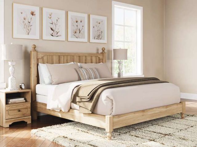 Signature Design by Ashley® Galletyn Warm Brown King Panel Bed-1