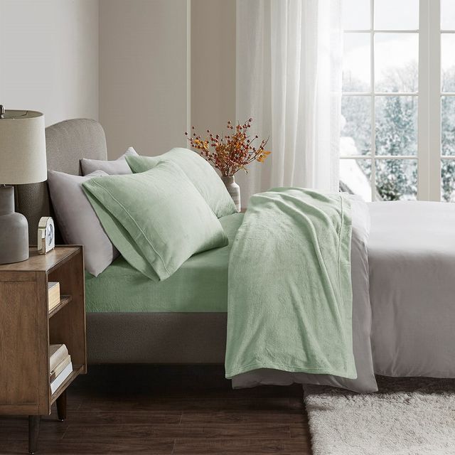Olliix by True North by Sleep Philosophy Green King Soloft Plush Sheet Set-1