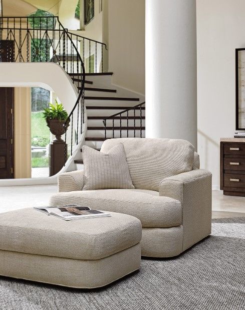 Lexington Home Customizable Halandale Chair-1