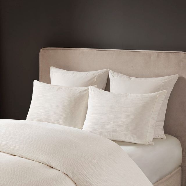 Olliix by N Natori 3 Piece White Full/Queen Hanae Cotton Blend Yarn Dyed Comforter Set-3