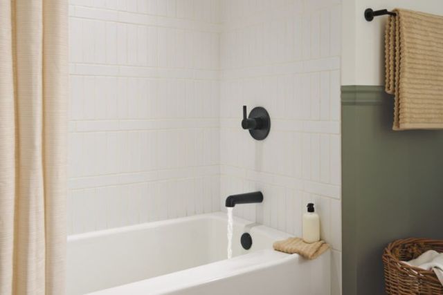 Peerless Flute™ Black Matte Shower Trim Kit-1