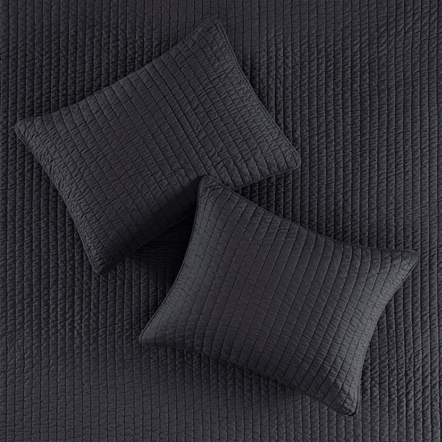 Olliix by Madison Park Black Full/Queen Keaton Reversible Coverlet Set-2