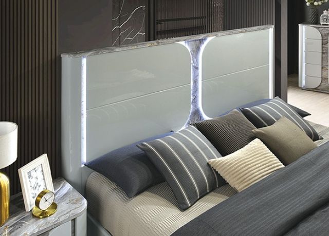 Furniture of America® Cleburne 4-Piece Light Gray Queen Bedroom Set-2