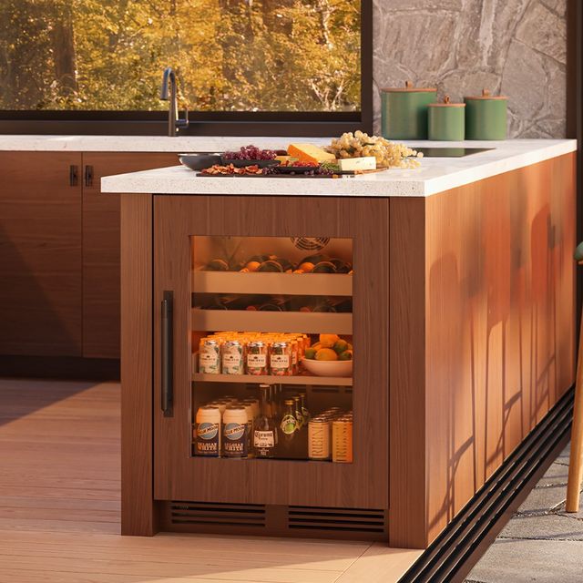 Perlick® G5 ADA 24" 4.5 Cu. Ft. Panel Ready Solid Door Built-In Beverage Center-3