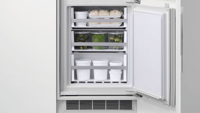 Fisher Paykel 8.0 Cu. Ft. Panel Ready Bottom Freezer Refrigerator-6