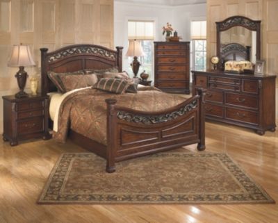 Signature Design by Ashley® Leahlyn 2-Piece Warm Brown Queen Panel Bed Set-3