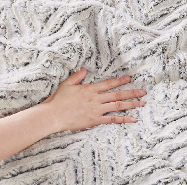 Olliix by Madison Park Adelyn Ivory Twin/Twin XL Ultra Plush Down Alternative Comforter Set-4