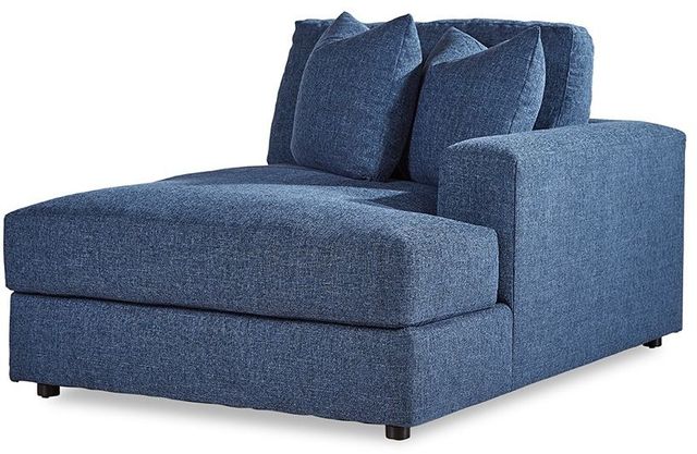 Huntington House 2-Piece Right-Arm Facing Loveseat Sectional and Chaise-2
