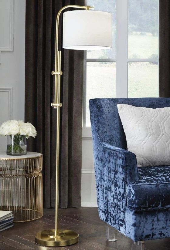 Signature Design by Ashley® Baronvale Brass Metal Floor Lamp-2