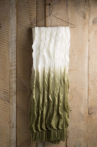 Surya Toya Dark Green 50"x60" Throw Blanket-3