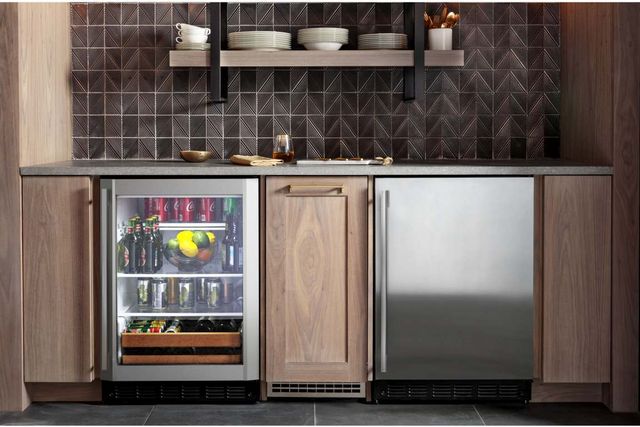 Monogram 5.5 Cu. Ft. Stainless Steel Beverage Center-7