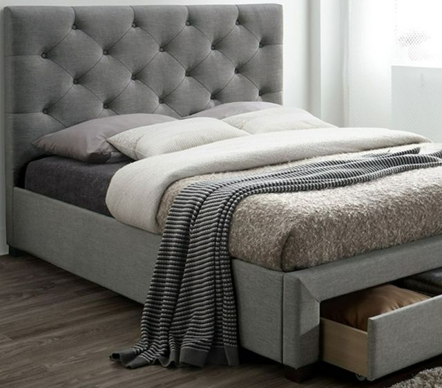 Furniture of America® Sybella Gray Queen Upholstered Panel Bed-1