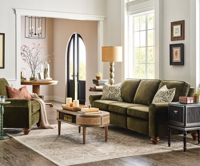Best® Home Furnishings Customizable Weston Coll. Fabric Manual Reclining Sofa with Dark Walnut Legs-3