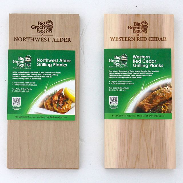 Big Green Egg® Western Red Cedar Grilling Planks-1